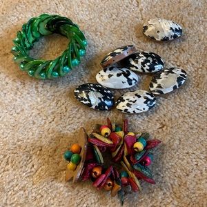 Beads wooden, plastic and shell
